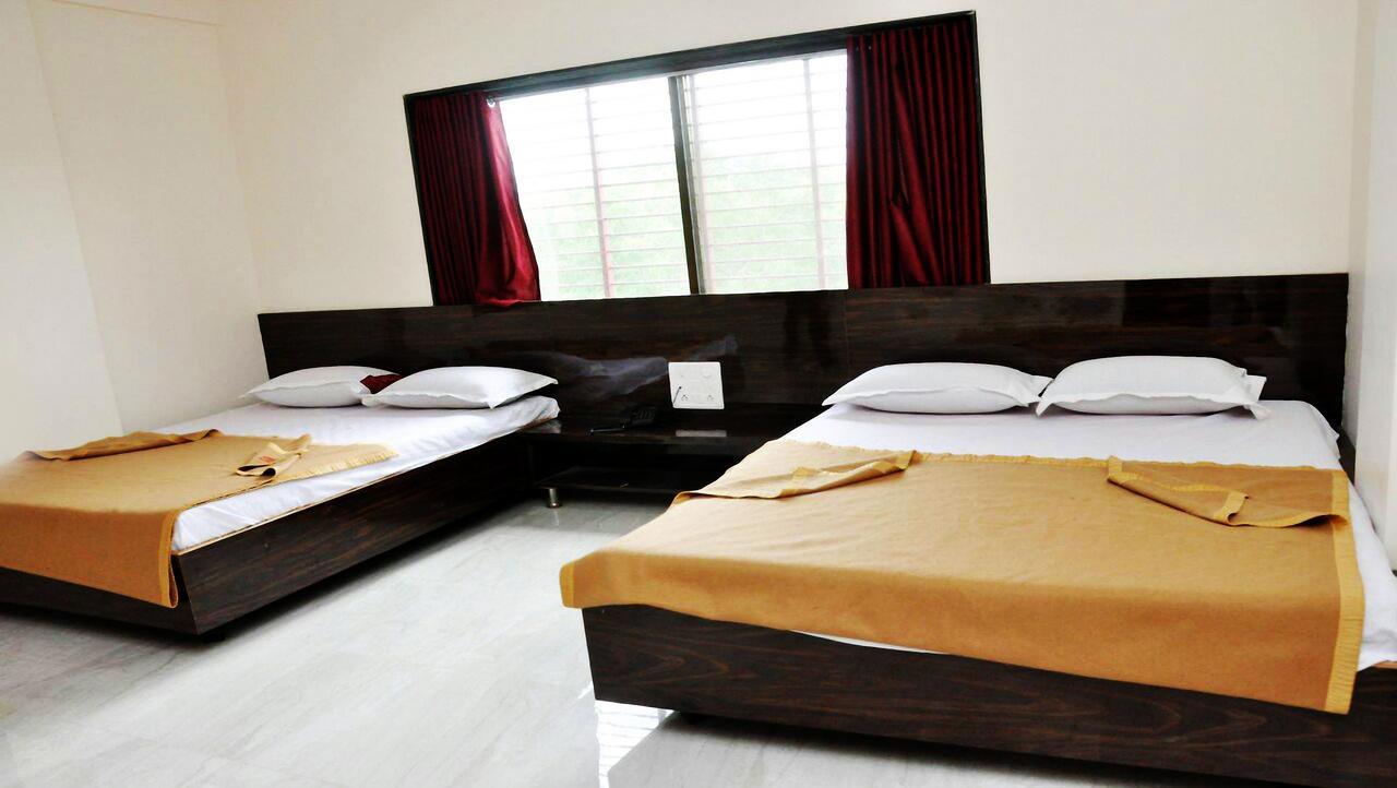 Sai Rajaram Palace Shirdi Bagian luar foto